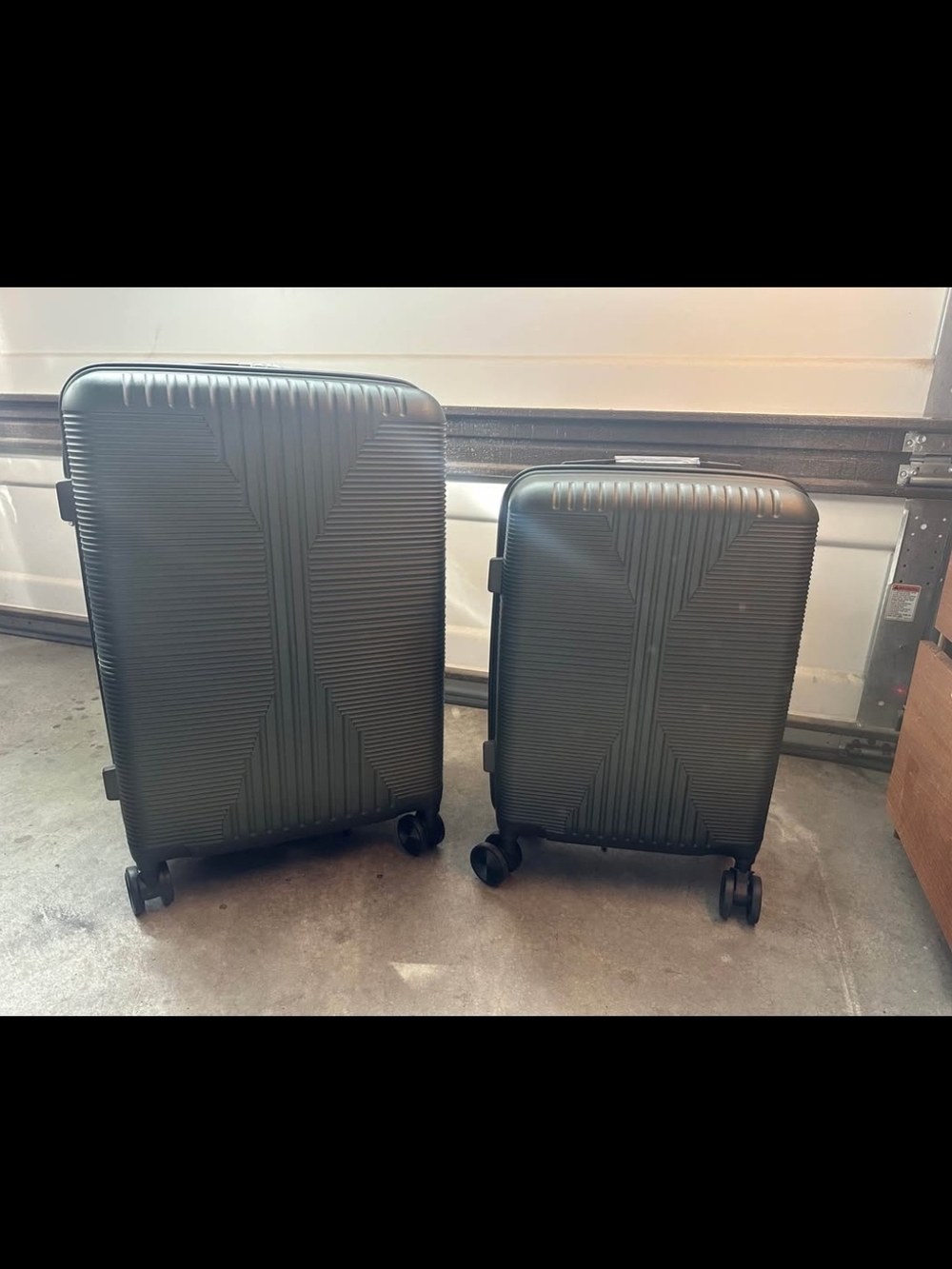 Set of 2 Hard Shell Spinner Luggage - Matte Black